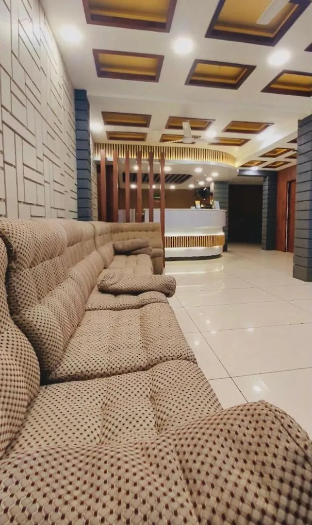 Hotel Royal Wings Elūr