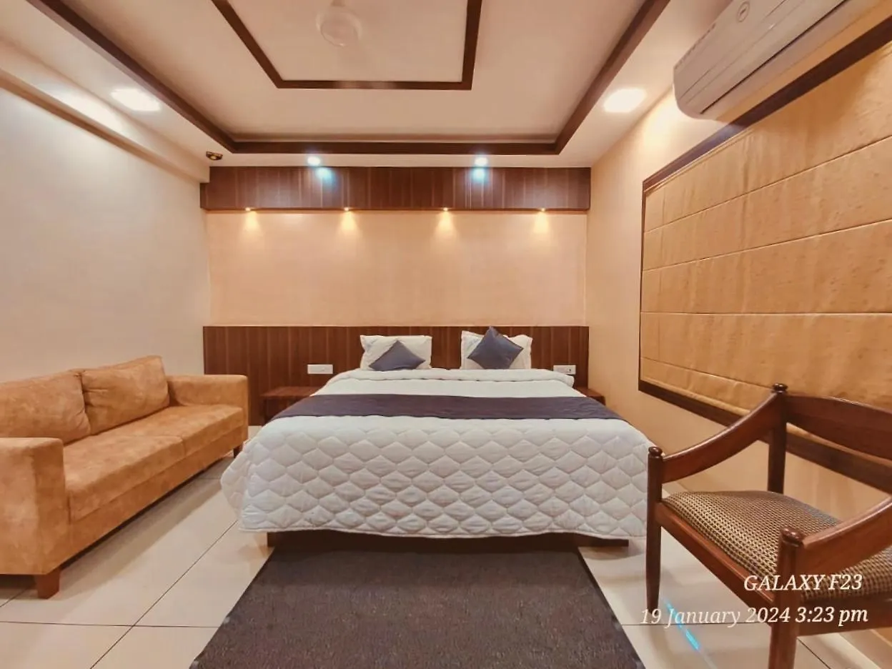 Hotel Royal Wings Elūr 3*,  Inde